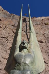 photo d'une statue au barrage Hoover