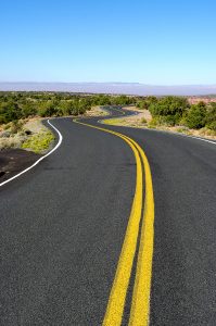 Photo d'une route en lacet au Canyon de Chelly