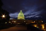 Photo de nuit du Capitol de Washington