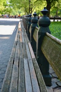 Les bancs du Mall dans Central Park